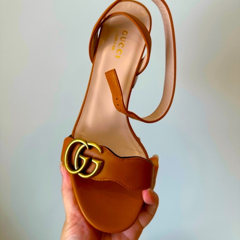 Authentic Gucci shoes